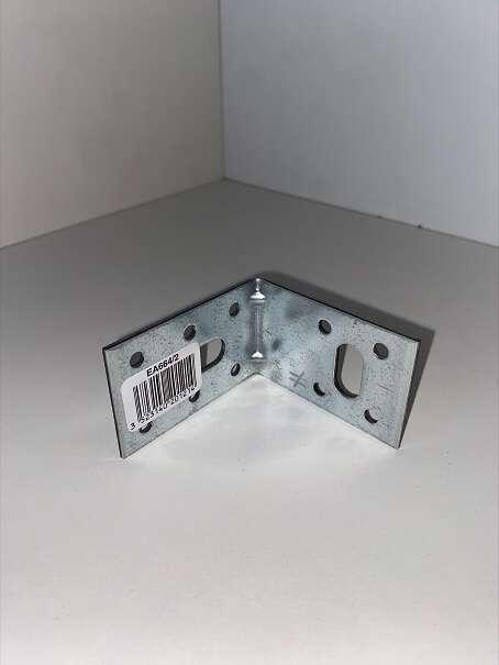 Image du produit EQUERRE ASSEMBLAGE 60/60/40 (100)